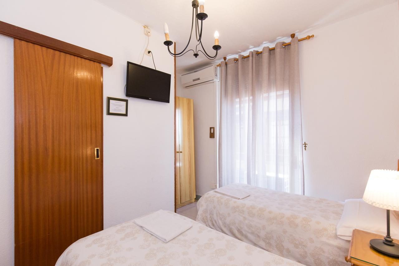Pension Mesones Granada Exterior photo