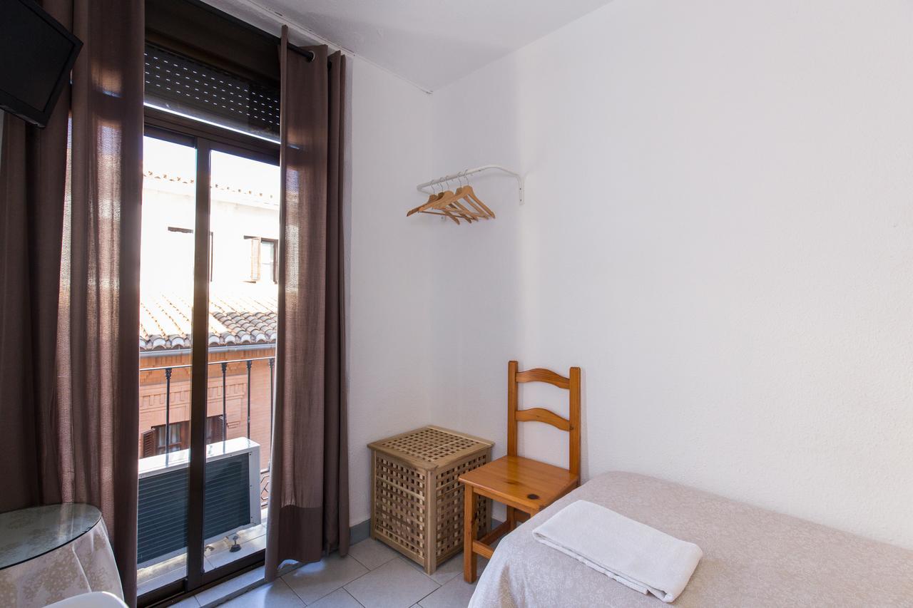 Pension Mesones Granada Exterior photo