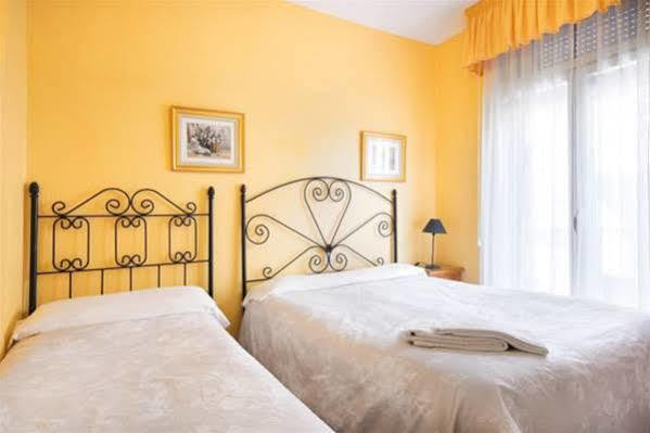 Pension Mesones Granada Exterior photo