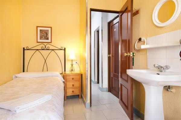 Pension Mesones Granada Exterior photo