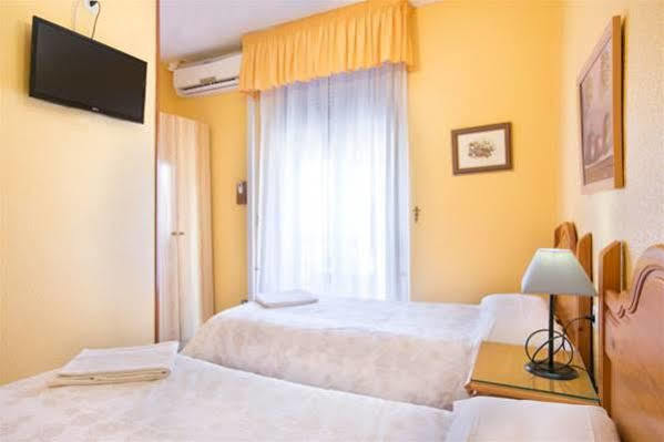 Pension Mesones Granada Exterior photo